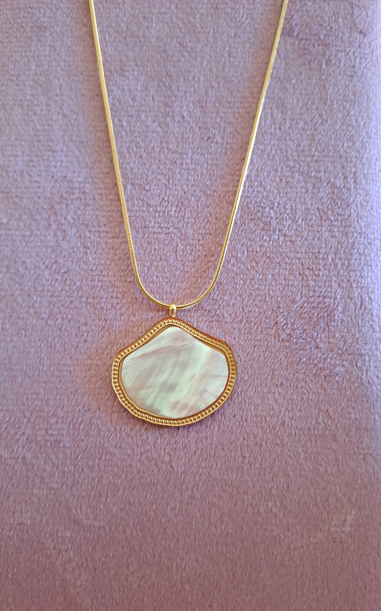 Conchiglia in Madreperla bianca gold